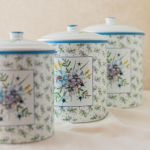 CONTENEDOR CHICO CON TAPA FLORES Y OLIVO - Imagen 4