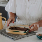 FUENTE RECTANGULAR BORDE VERDE ROSAS - Imagen 4