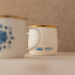 JARRITO CON ASA FLORES AZULES - Imagen 3