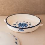 FUENTE REDONDA CON TAPA Y ASAS FLORES AZULES - Imagen 2