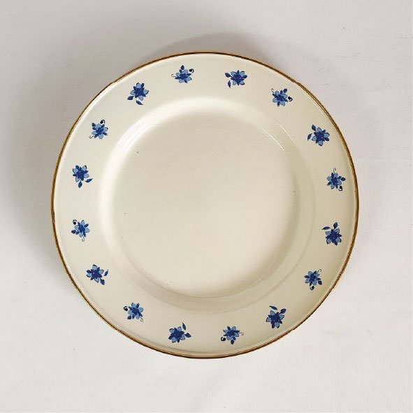 PLATO PRINCIPAL FLORES AZULES